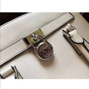 Michael Kors Purse (white)
